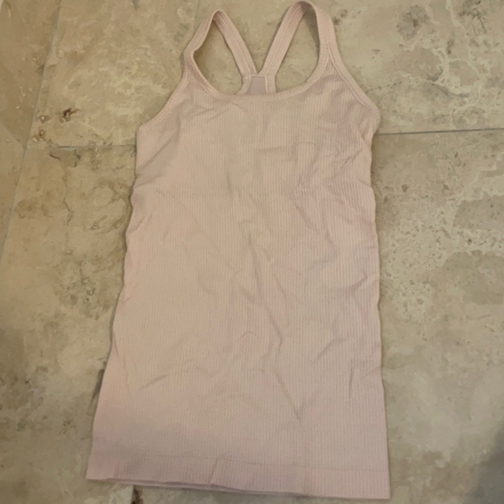 Light pink lululemon top